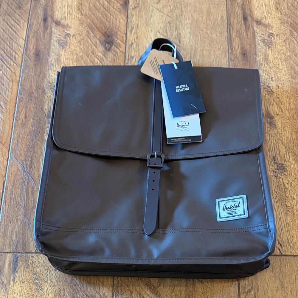 NWT Hershel City Backpack Chocolate Brown